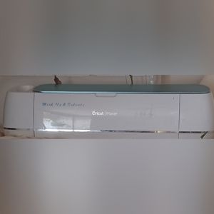 Cricut maker